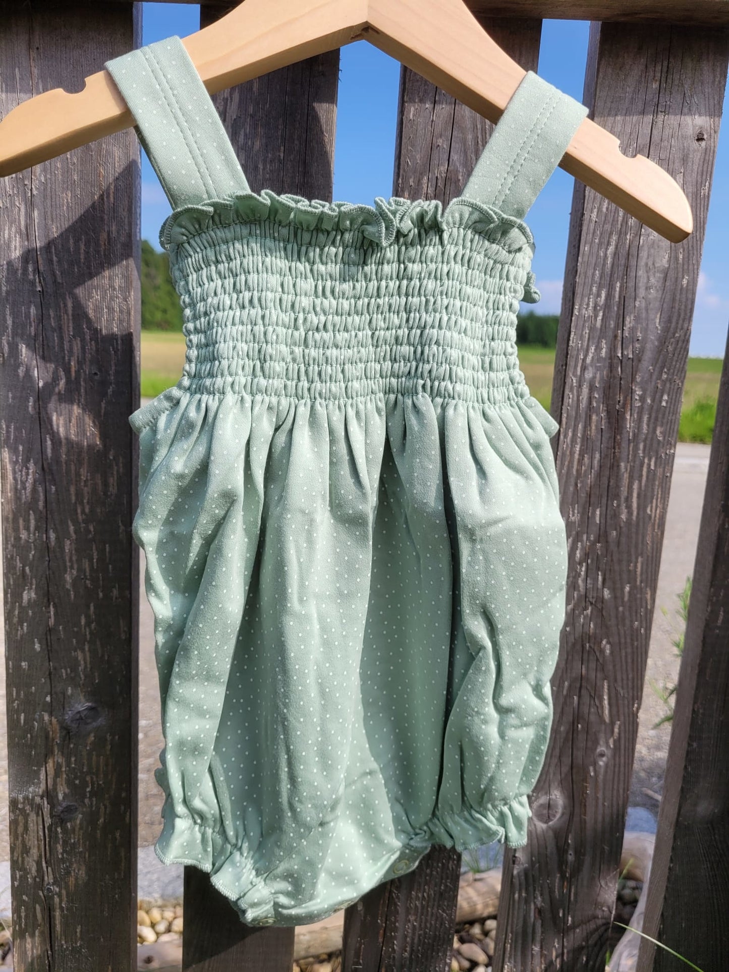 Paola Maria Strampler kurzarm gerafft - oliv gepunkte – jetzt kaufen